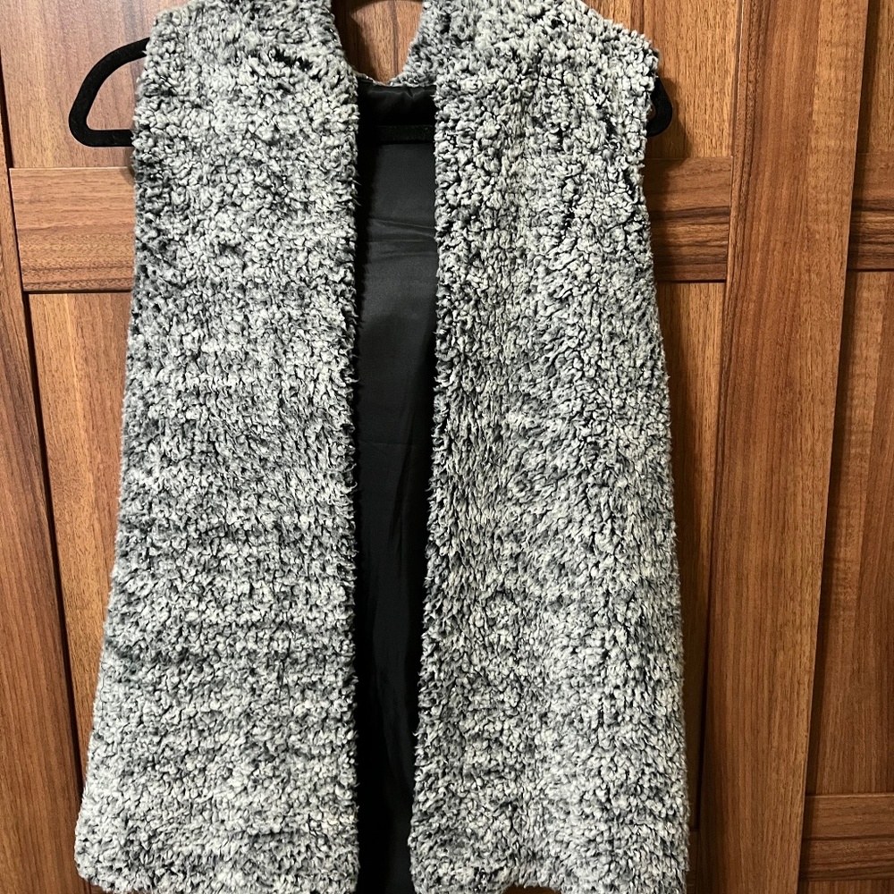 Merokeety Multicolored Sherpa Hooded Vest